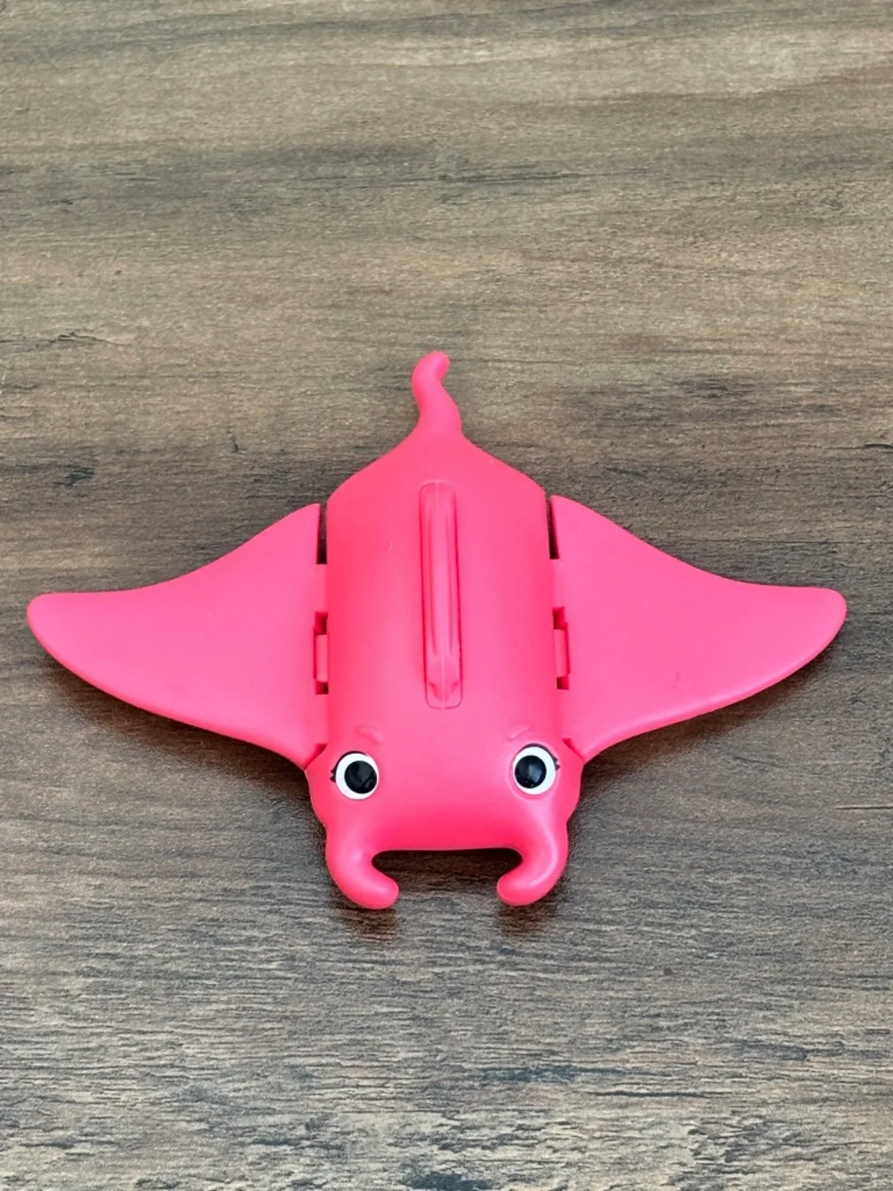 Paw Patrol Aqua Pups Skye Manta Ray Sting Action Figure Pink Moving Vehicle Toy